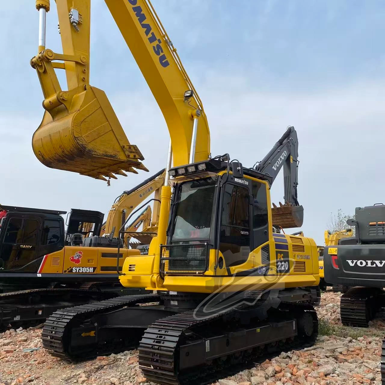 Used Komatsu Excavator PC220 Better Condition0